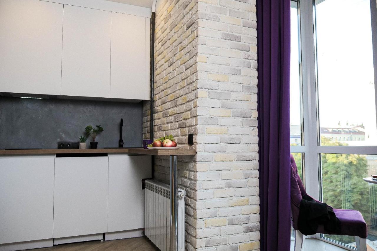 Freedom Apartments In City Center Киев Екстериор снимка